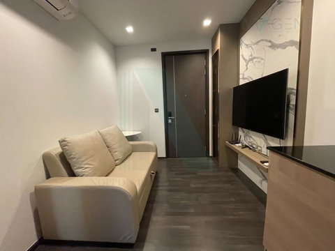For Rent Condo THE LINE ASOKE - RATCHADA Building 1, Floor 5,1 bed room, Room size 28 sqm
