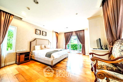 Houses for sale : 4-BR Villa For Sale, Siam Royal View Pattaya (East Pattaya) (ID 2535520)