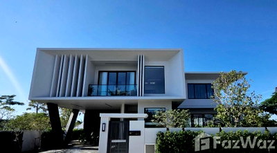 Houses for sale : 3 Bedroom House for sale at Glory Village Pattaya  5961100