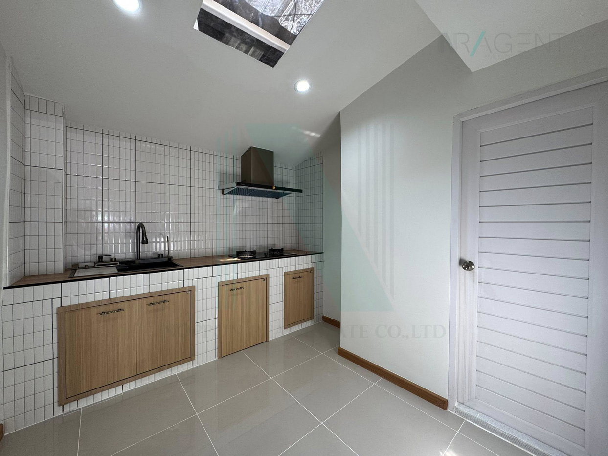 รูป 📌 ขายทาวน์เฮาส์ โครงการ เลิศอุบล 4 2 ชั้น 2 ห้องนอน 2 ห้องน้ำ - รูปที่ 4/8