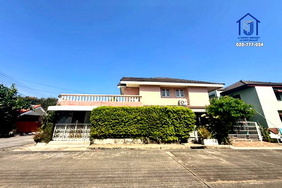บ้านเดี่ยว โรงเรียนนวมินทราชินูทิศ เบญจมราชาลัย : ขายบ้านเดี่ยว 2 ชั้น หมู่บ้าน พนาสนธิ์ การ์เด้นโฮม 1 ซอยหทัยราษฎร์ 12 หลังมุม