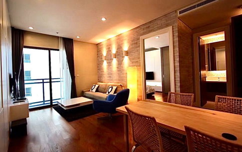 Bright Sukhumvit. 24