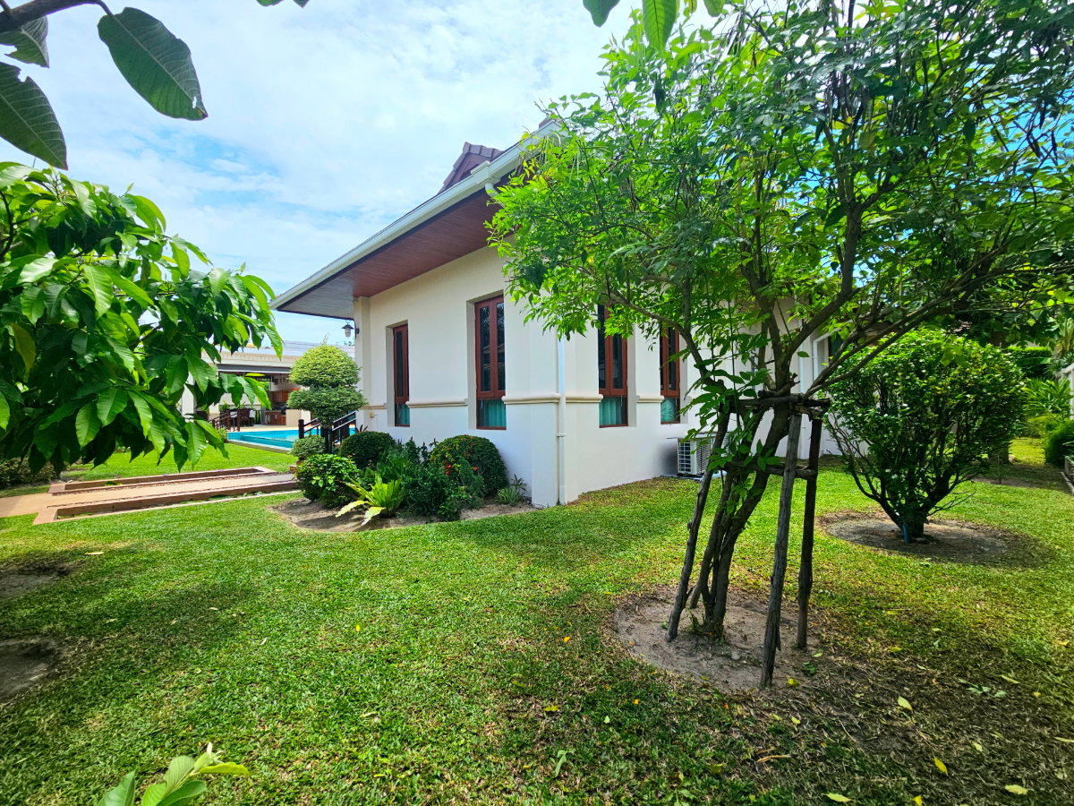 รูป ขายบ้านวิลล่าสไตล์บาหลีสุดหรู 4 ห้องนอน 5 ห้องน้ำ ฮิลล์ไซด์ แฮมเล็ต โฮมส์ 6 ซอยหัวหิน 88 - รูปที่ 13/42