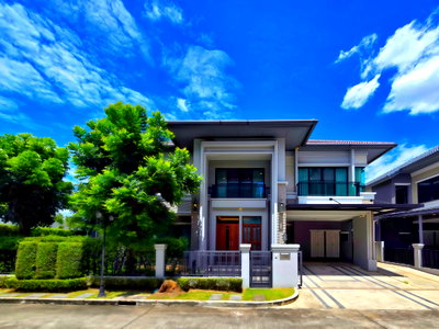 Houses for sale Bangkok : Urgent sale, Grand Bangkok Boulevard, Sathorn, Baan Plang, good condition, 101.3 sq. T. 348 sqm. Ready