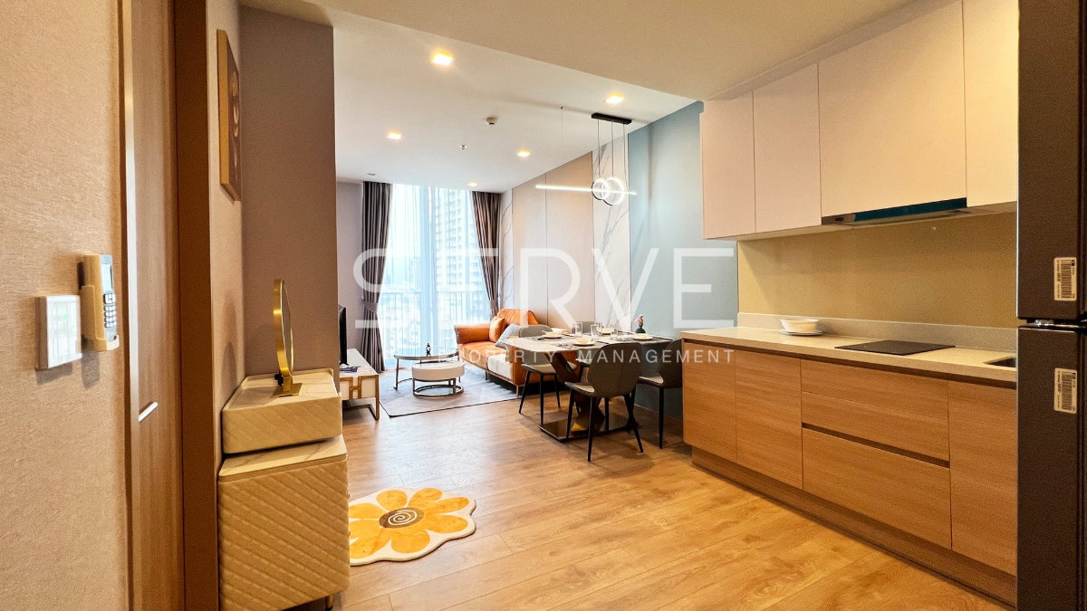 รูป 🔥35K🔥 - 1 นอน แต่งสวยๆ สไตล์ Modern ผสมความ Luxury นิดๆ ห้องใหญ่พิเศษกับคอนโดใหม่ ใกล้ BTS พร้อมพงษ์ ที่ Noble Around 33 / ให้เช่าคอนโด - รูปที่ 8/12