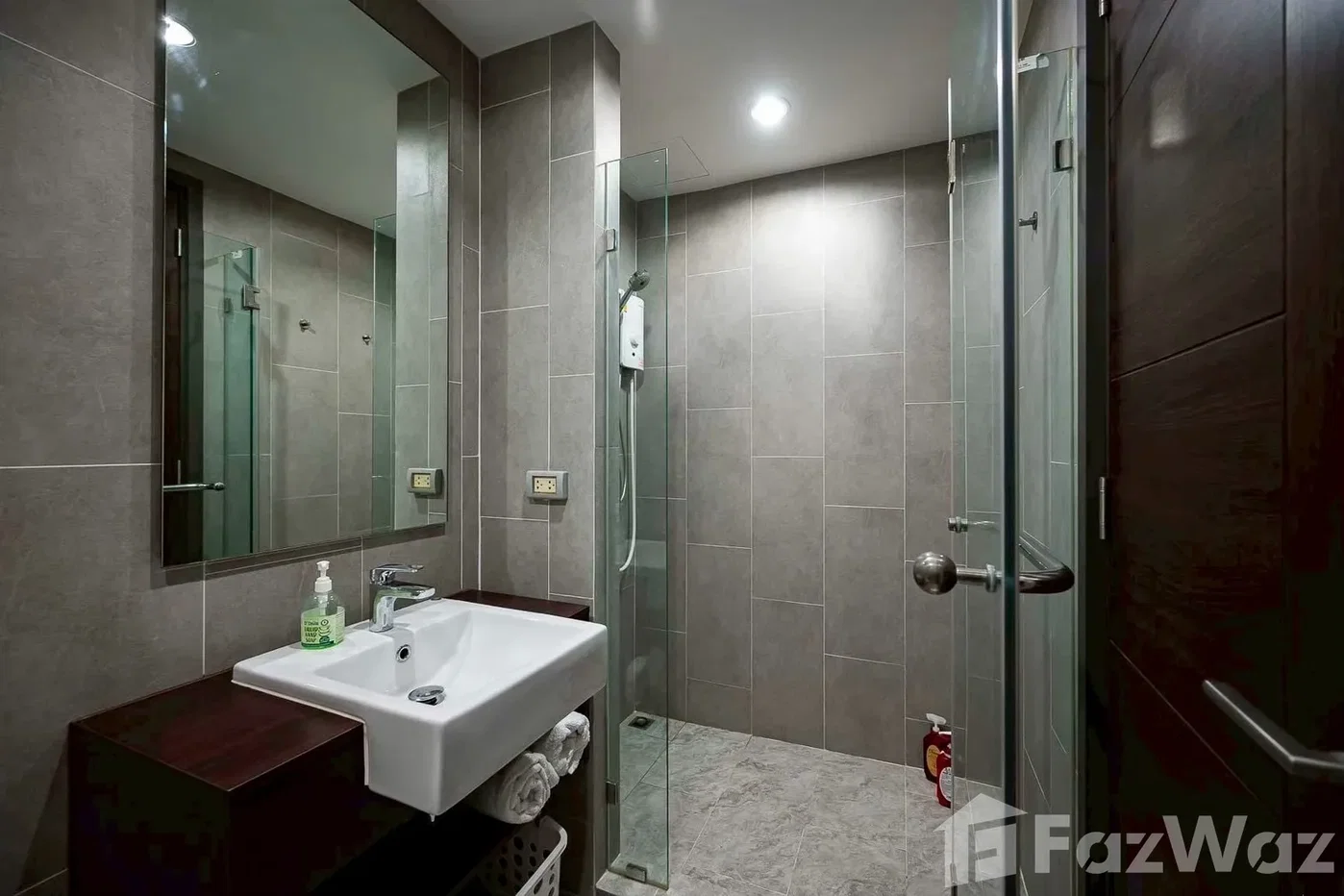 รูป คอนโดให้เช่า 3 ห้องนอน ในโครงการ ซี เอกมัย 1372700 - รูปที่ 13/35