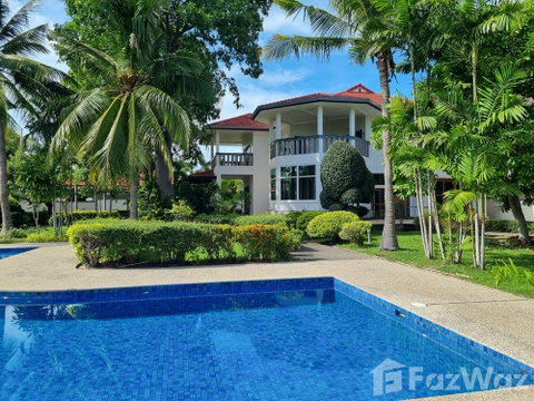 Villa in Hua Hin in a residence area, 6 bedrooms, 425m2 1834394