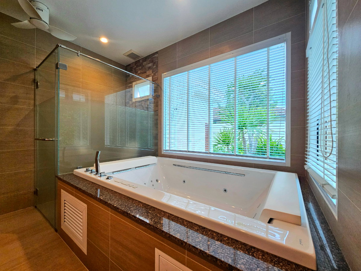 รูป ขายบ้านวิลล่าสไตล์บาหลีสุดหรู 4 ห้องนอน 5 ห้องน้ำ ฮิลล์ไซด์ แฮมเล็ต โฮมส์ 6 ซอยหัวหิน 88 - รูปที่ 37/42