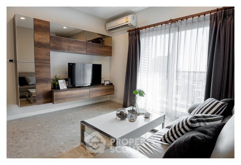 คอนโดชั้น 17 แบบ 1 ห้องนอน The Crest Sukhumvit 34 ใกล้ BTS ทองหล่อ 200 ม. (ID 1430672)