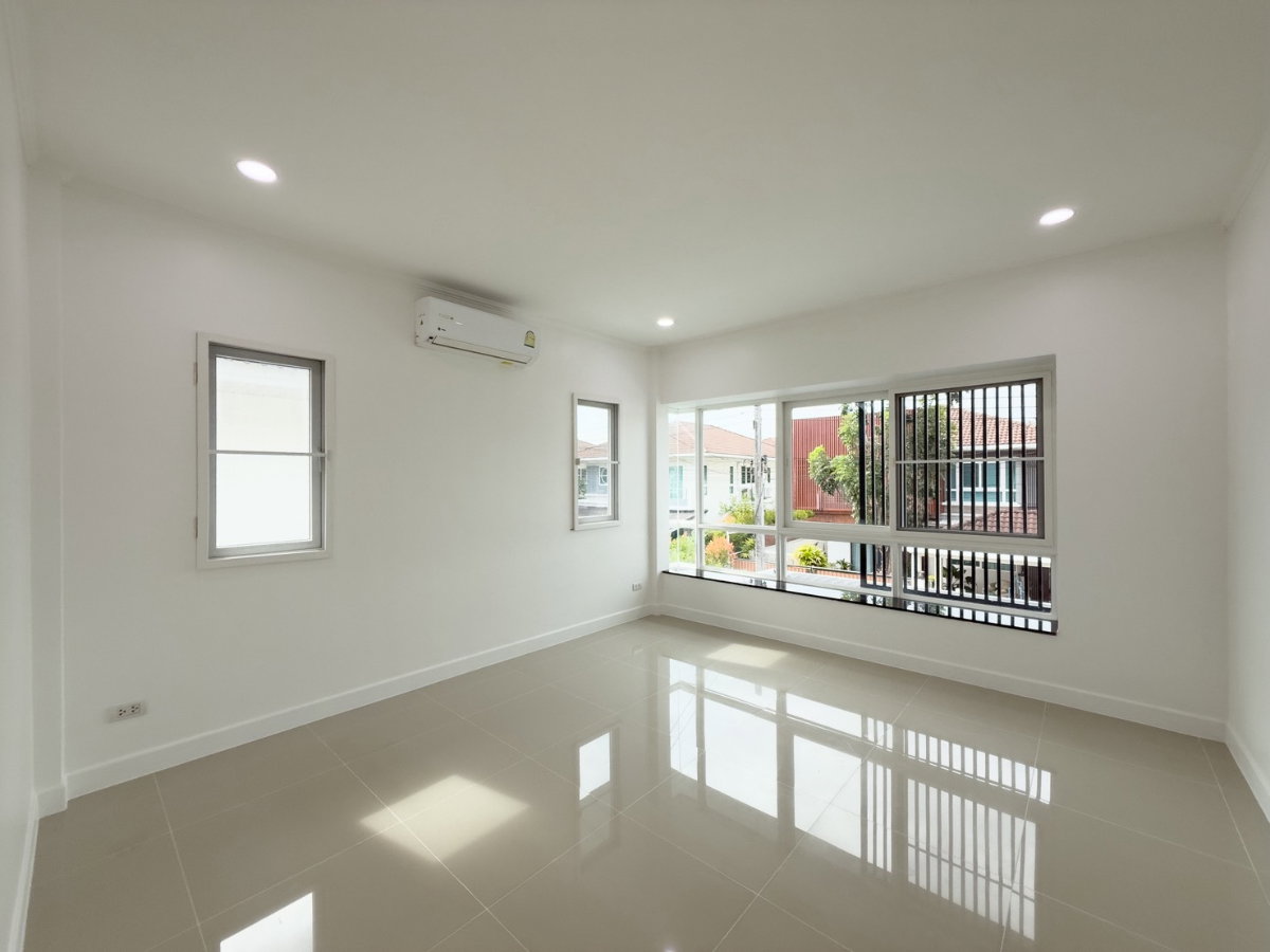 รูป บ้านเดี่ยว 2 ชั้น หมู่บ้านศุภาลัยลากูน เกาะแก้ว - รูปที่ 27/29