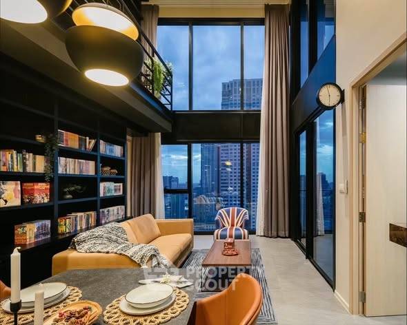 รูป คอนโด 3 ห้องนอน The Lofts Silom ใกล้ BTS สุรศักดิ์ 400 ม. (ID 2548960) - รูปที่ 2/9