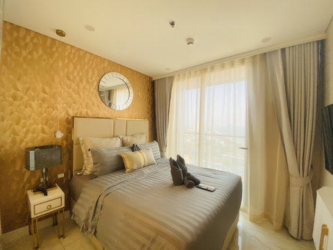 Copacabana Beach Jomtien Condominium for Sale