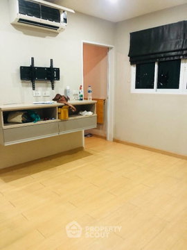 1-BR Condo 29 Sqm Humble Living @ Fueang Fu Ratchada-Sutthisan Near MRT Sutthisan (ID 1665681)