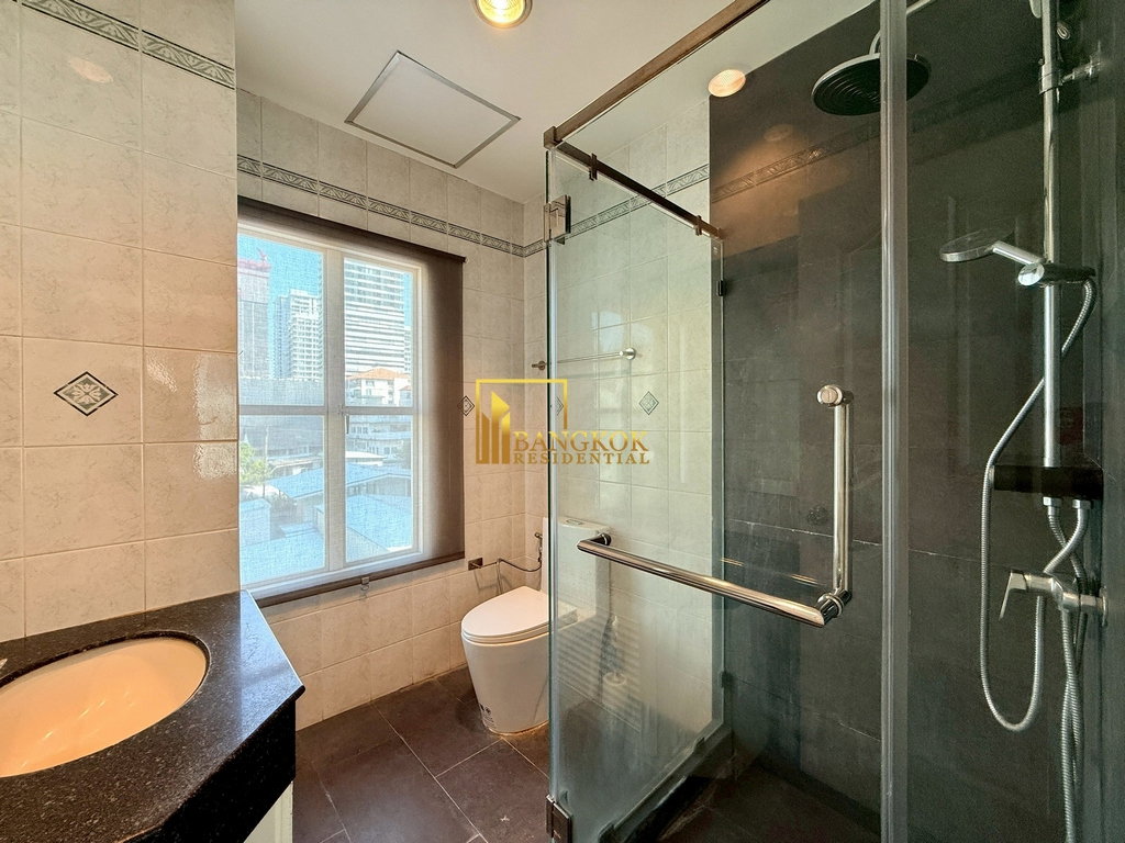 รูป Baan Klang Krung Thonglor | Spacious 4 Bedroom Townhouse - BR49072TH - รูปที่ 33/53