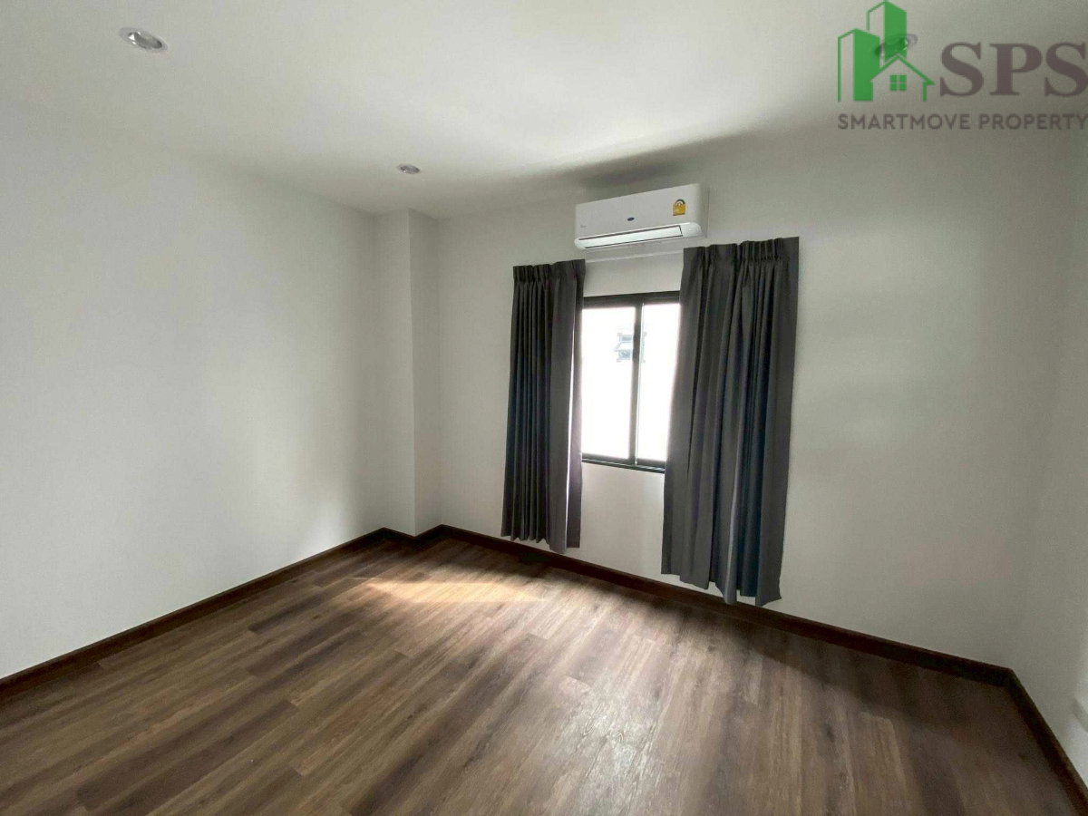 รูป ให้เช่า ทาวน์โฮมสไตล์ modern l ซ.อุดมสุข 39 (SPSSR02) - รูปที่ 8/10
