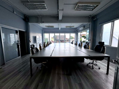 เช่าสำนักงาน วิทยาลัยอาชีวศึกษาเสาวภา : LTH14148 – Home Office for Rent | Punnawithi | 540 sqm | 8 Rooms 4 Baths | Near BTS Punnawithi | 85K/Month | โฮมออฟฟิศให้เช่า พุทธบูชา