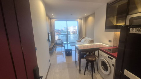 The Riviera Ocean Drive Condominium for Sale Jomtien Pattaya