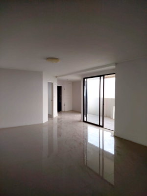 ขายคอนโด : Jomtien Beach Paradise Village Condominium for Sale