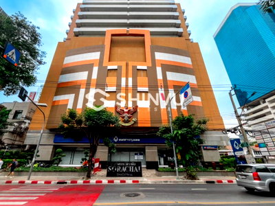 สำนักงาน ถนนเพชรบุรี (ตัดใหม่) กรุงเทพฯ : ขายออฟฟิศ ตึกสรชัย ชั้น 30 สูง วิวดี เหมาะสำหรับทำออฟฟิศในใจกลางเอกมัย [YJm250201]