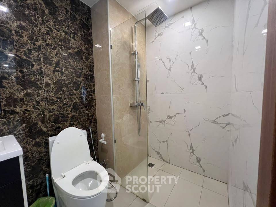 รูป คอนโดสองห้องนอน พื้นที่ 49 ตารางเมตร ให้เช่า Arcadia Beach Resort Pattaya (ID 2555784) - รูปที่ 7/8