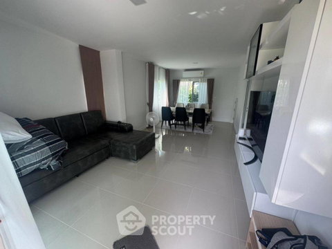 บ้านเช่า 3 ห้องนอน Grande Pleno Bangna - Onnut ใกล้สนามบินสุวรรณภูมิ (ID 2014740)