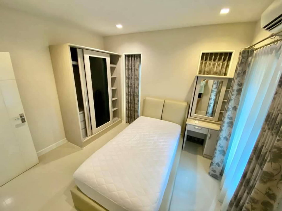 รูป ให้เช่า บ้านเดี่ยว เศรษฐสิริ อ่อนนุช ศรีนครินทร์ 4 ห้องนอน ใกล้ทางด่วน - รูปที่ 12/23