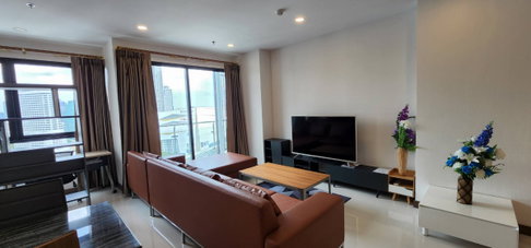 Supalai Premier. 2bed 108sqm.  Line id: @pfagent