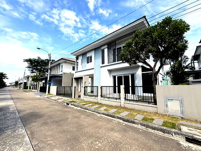 บ้านเดี่ยว สนามบินดอนเมือง : ขายบ้านเดี่ยวหรู หมู่บ้านคาซ่าวิลล์ ดอนเมือง สรงประภา กรุงเทพฯ 4 ห้องนอน 3 ห้องน้ำ - เนื้อที่ 50.2 ตร.ว.