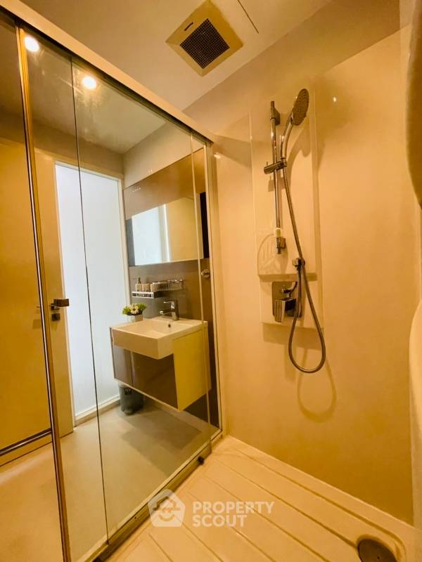 รูป ราคาดี 1 ห้องนอน 49 ตร.ม. ชั้น 21 เดอะ รูม สาทร-ตากสิน ใกล้ BTS โพธิ์นิมิต 300 ม. (ID 972731) - รูปที่ 6/10