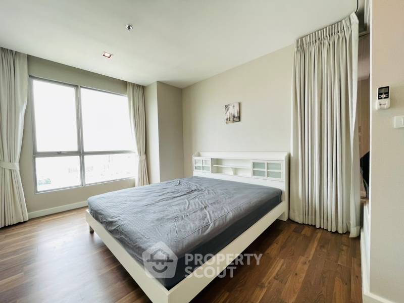 รูป ราคาดี 1 ห้องนอน 49 ตร.ม. ชั้น 21 เดอะ รูม สาทร-ตากสิน ใกล้ BTS โพธิ์นิมิต 300 ม. (ID 972731) - รูปที่ 4/10
