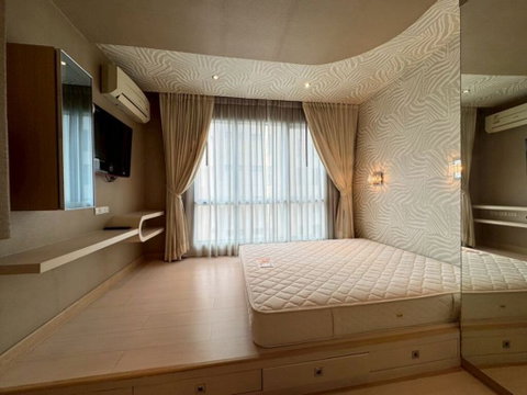 ขาย ไลฟ์ แอท รัชดา-สุทธิสาร เลขที่ 332/183(ห้ามเลี้ยงสัตว์)(2 br ยุบเหลือห้องเดียว)