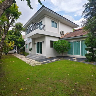 บ้านเดี่ยวหลังใหญ่ ปรับปรุงใหม่ทั้งหลัง ม.คาซ่าวิลล์ รามอินทรา–หทัยราษฎร์ หลังมุมถนนเมนต้นโครงการ กว้างมาก ราคาพิเศษ เฟอร์ฯพร้อม