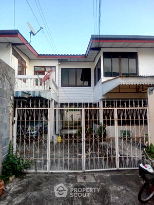บ้านเดี่ยว วิทยาลัยป้องกันราชอาณาจักร (วปอ.) : บ้านเดี่ยว 3 ห้องนอน ขาย ในโครงการ โชมพล จตุจักร ใกล้ MRT ลาดพร้าว (ID 2561971)