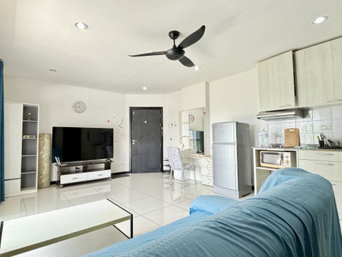 Siam Oriental Elegance 2 for Sale in Pratumnak