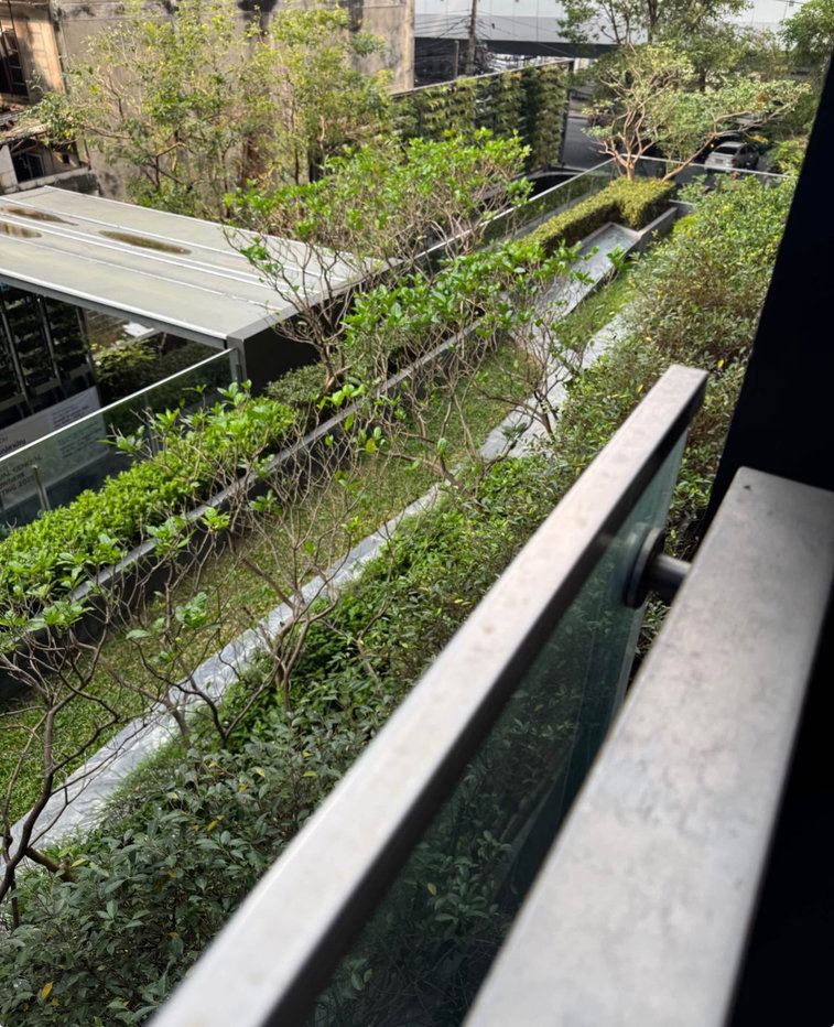 picture The LINE Asoke          - Ratchada  - 10/11