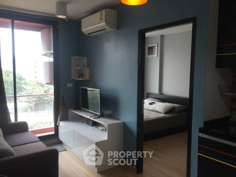 Condo 1-BR, Chateau In Town Ratchada 20-2, 8th-Floor Near MRT Sutthisan (ID 319387)