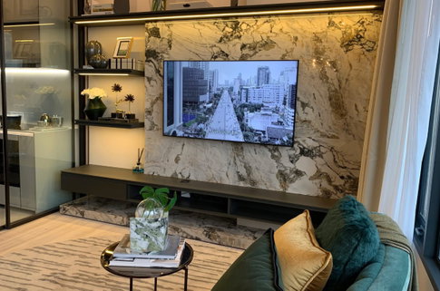  The room Phayathai. 2beds 70sqm. Line id: @pfagent