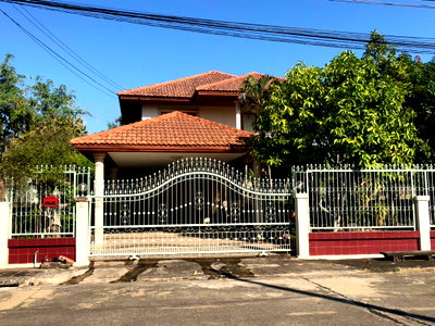 บ้านเดี่ยว ปทุมธานี : ขายบ้านเดี่ยว 91 ตรว. เดอะลากูน 3 ปทุมธานี 3 นอน 3 น้ำ ใกล้ตลาด ห้างสรรพสินค้า มหาวิทยาลัย
