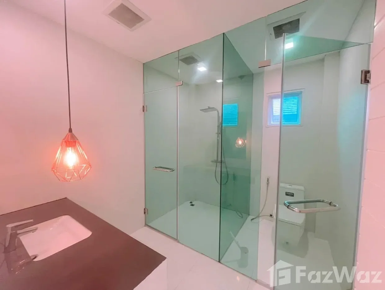 รูป บ้านเดี่ยวให้เช่า 4 ห้องนอน ในโครงการ หมู่บ้านรัตนาวดี 1642320 - รูปที่ 17/21