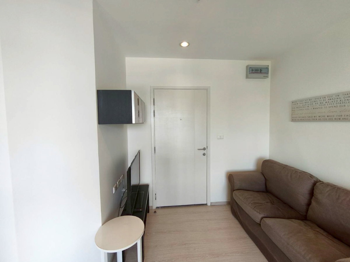 picture Aspire Sathorn -                Taksin - 8/17