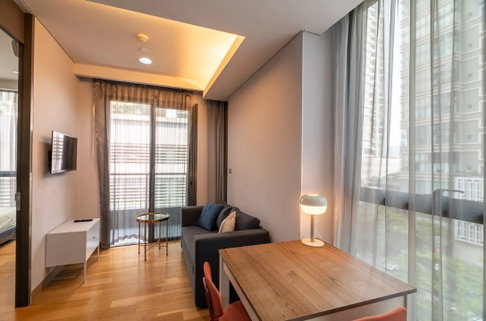 ห้องหายาก เพดานสูง | 1 ห้องนอน The Lumpini 24 | ราคาคุ้มที่สุด - U5920762