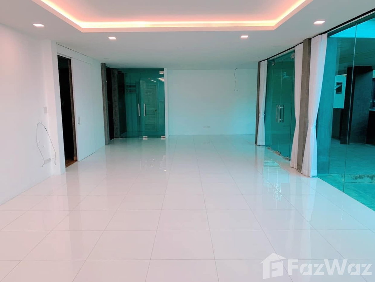 รูป บ้านเดี่ยวให้เช่า 4 ห้องนอน ในโครงการ หมู่บ้านรัตนาวดี 1642320 - รูปที่ 9/21