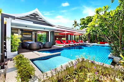 Houses for sale : 5 Bedroom Villa for sale at Samui Beach Properties  26722