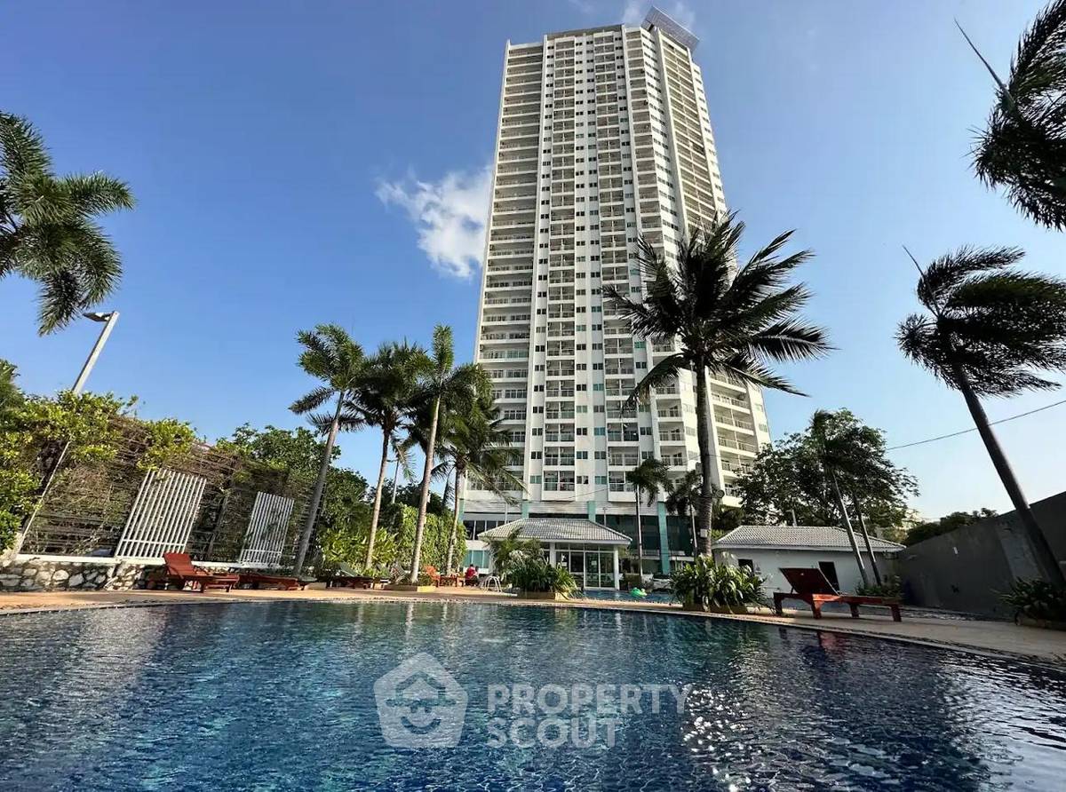 picture 1-BR Condo For Sale, AD Hyatt Condominium, High-Floor 32nd 📍 (ID 2569638) - 10/12