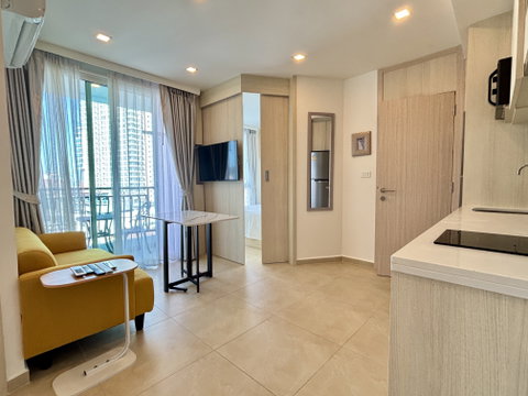 City Garden Olympus Two Bedroom Unit for sale in Central Pattaya