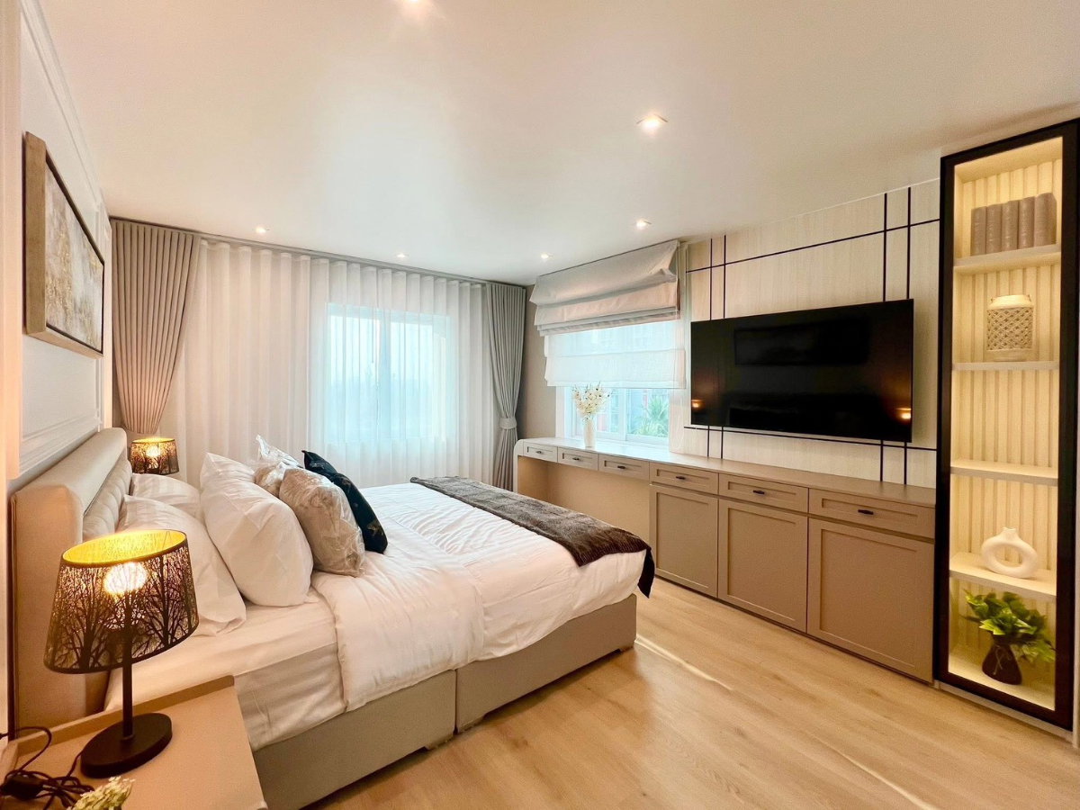picture  Fortune Condo                            Town  - 6/16
