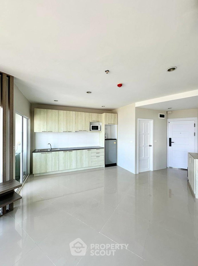 picture 1-BR Condo For Sale, AD Hyatt Condominium, High-Floor 32nd 📍 (ID 2569638) - 7/12