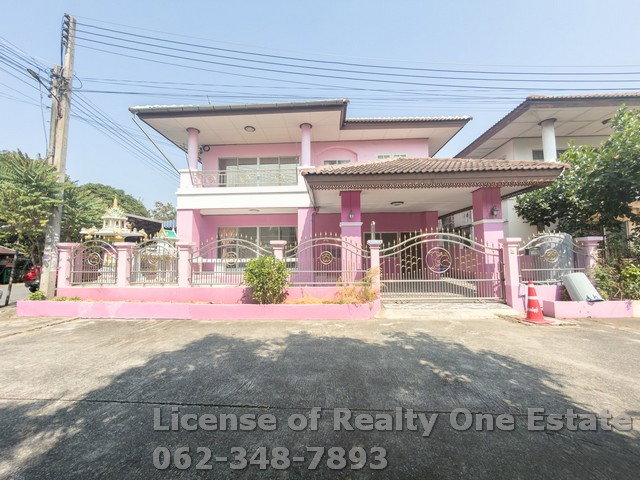 ขายด่วน! บ้านเดี่ยวหลังมุม "ที่ดินใหญ่พิเศษ" 88.6 ตร.ว. หมู่บ้านทรัพย์หมื่นแสน (ปทุมธานี-ลาดหลุมแก้ว) ต่อเติมได้จุใจ