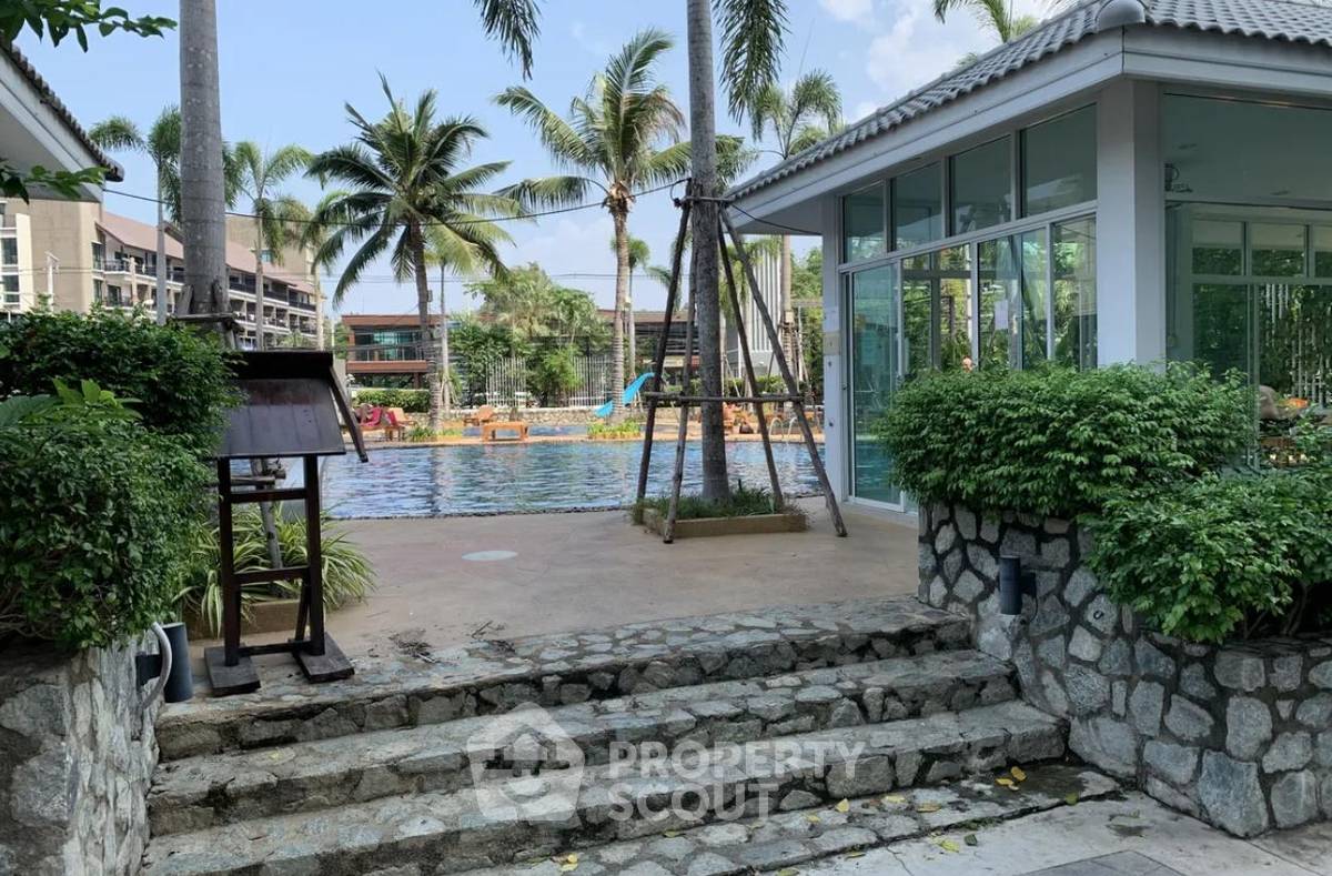 picture 1-BR Condo For Sale, AD Hyatt Condominium, High-Floor 32nd 📍 (ID 2569638) - 11/12