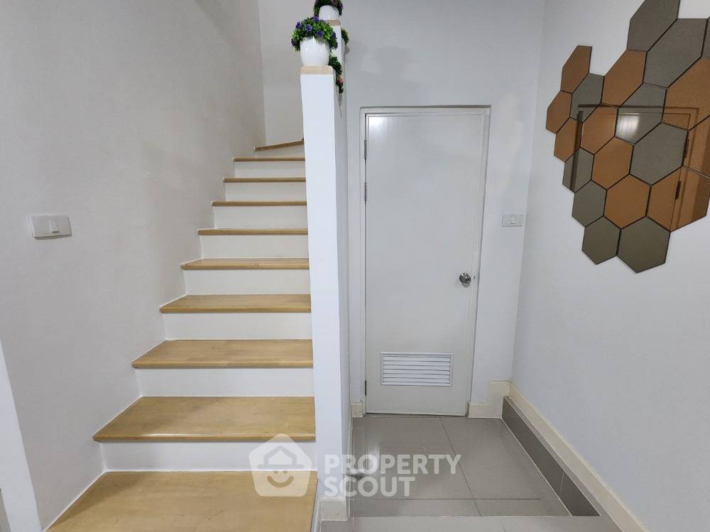 picture 3-BR House 130 Sqm For Sale Sao Thong Hin, Bang Yai (ID 1387619) - 19/52